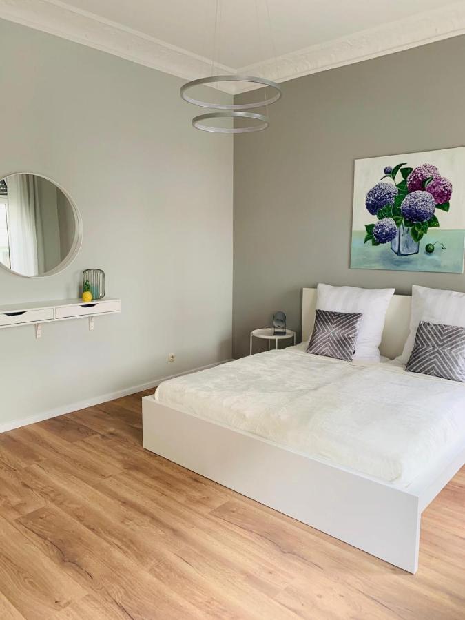 Family Apartment Wiesbaden Bagian luar foto
