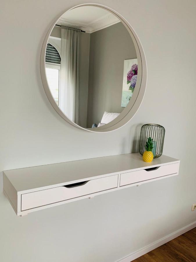 Family Apartment Wiesbaden Bagian luar foto