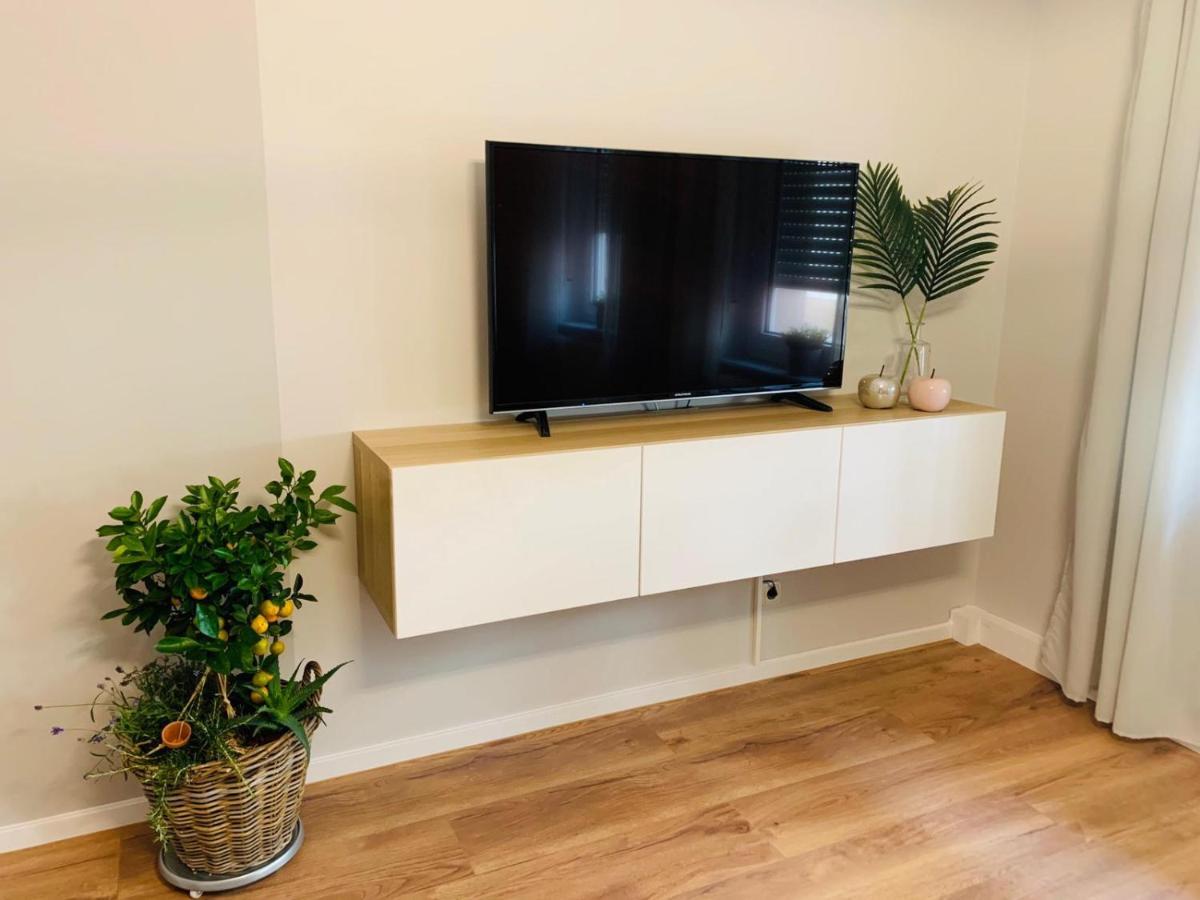 Family Apartment Wiesbaden Bagian luar foto